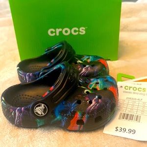 TRex 🦖 Crocs 5c NWT 💚
